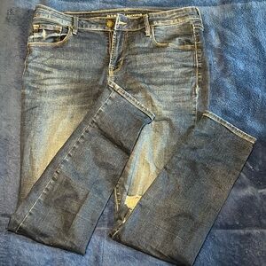 NOWT Old Navy Rockstar Regular, Mid-Rise Blue Jeans.